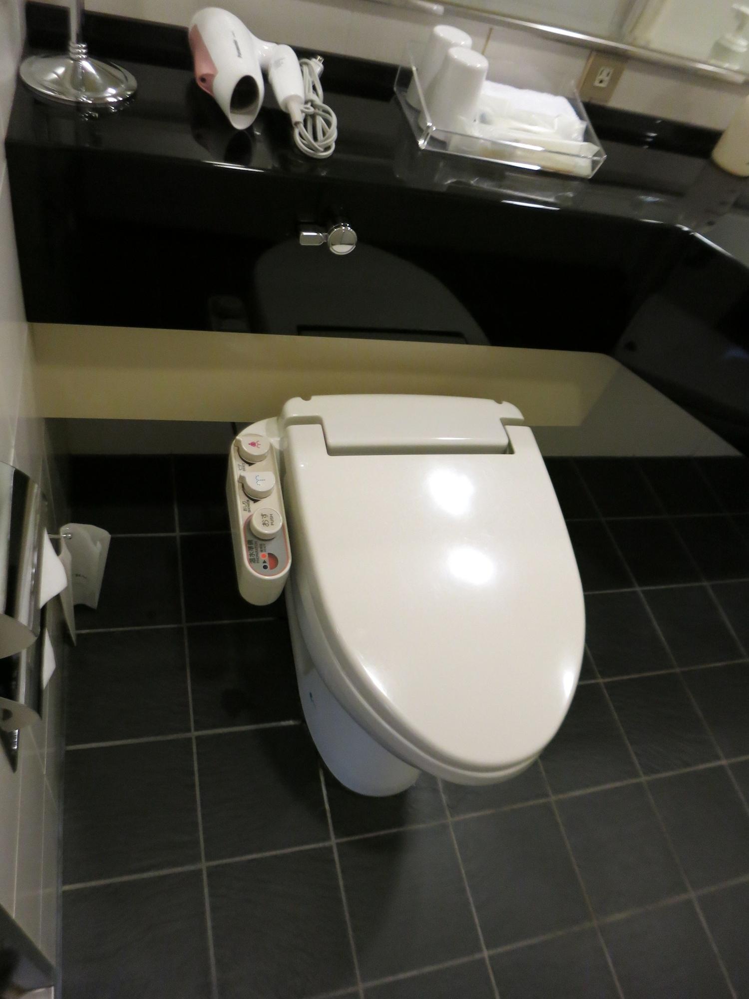 Hamilton Hotel Red Nagoya Bagian luar foto