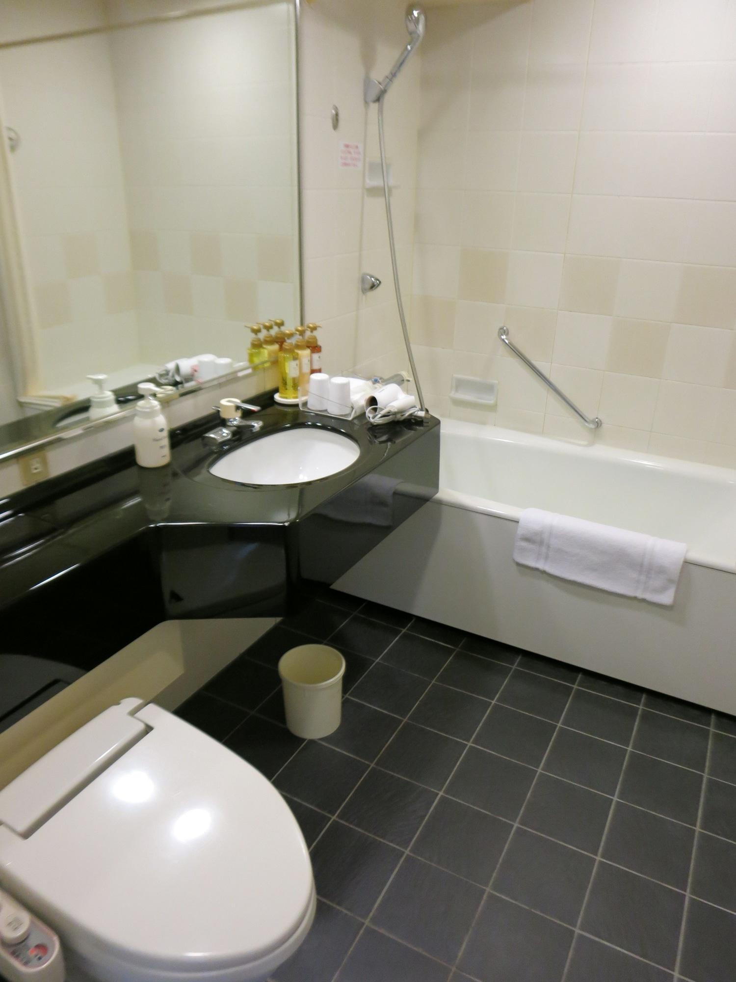 Hamilton Hotel Red Nagoya Bagian luar foto